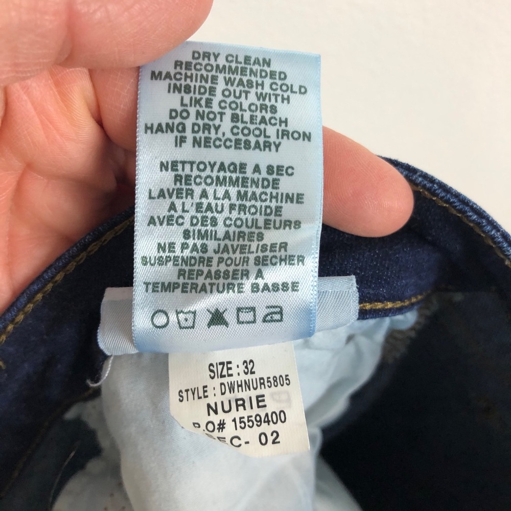 Joe’s Jeans Flawless Provocateur Petite Bootcut - Picture 7 of 8